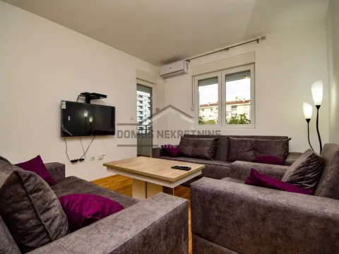 Rent, one bedroom apartment, 45m², Stari Aerodrom, Podgorica - image 5