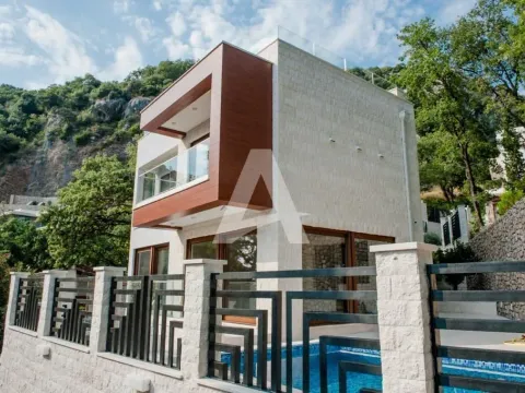 Prodaja, kuća, 285m2, Petrovac Prodaja, kuća, 285m2, Petrovac