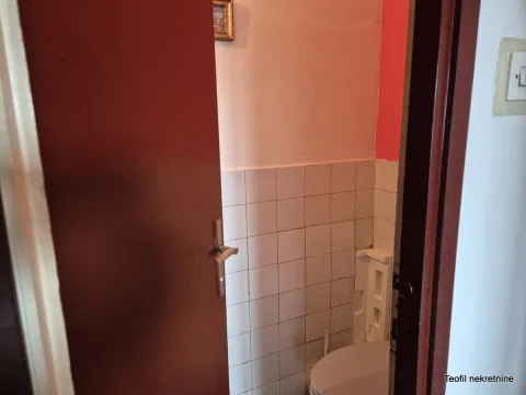 Izdavanje, četvorosoban stan, 110m², Bela Crkva, Srbija - image 15