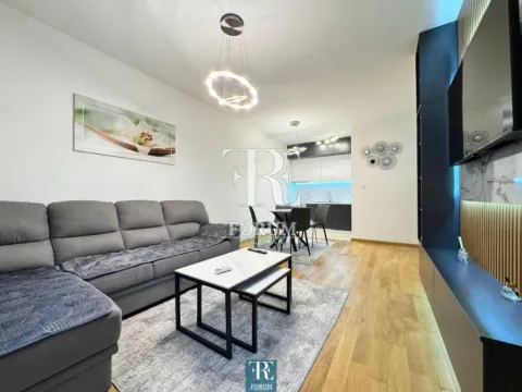 Izdavanje, jednosoban stan, 50m², City Kvart, Podgorica - image 3