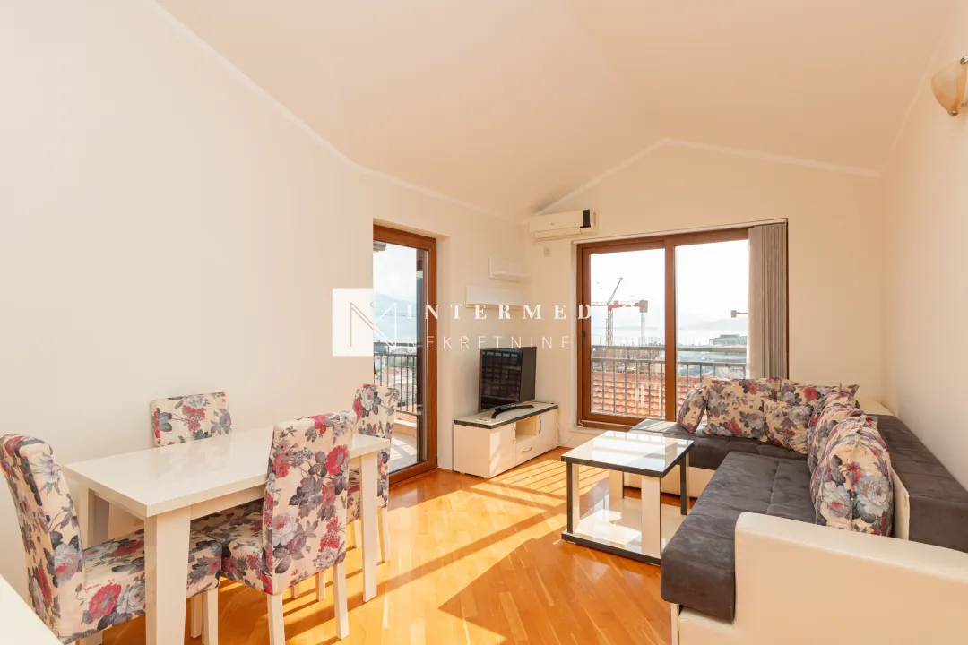 Rent, one bedroom apartment, 48m², Baošići, Herceg Novi