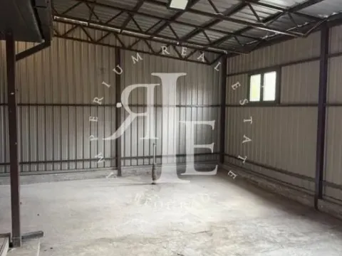 Prodaja, kuća, 250m², Borča 1, Borča Sve Podlokacije - image 12