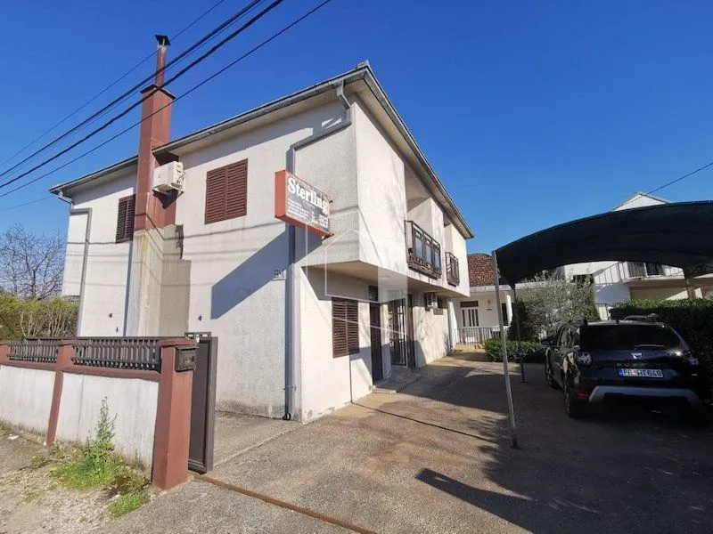 Rent, office space, 82m², Konik, Podgorica