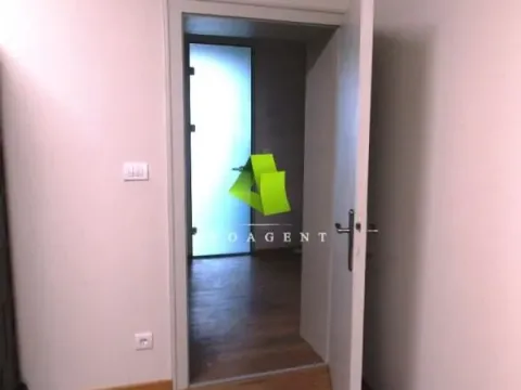 Rent, office space, 73m², Medijana, Niš - image 3