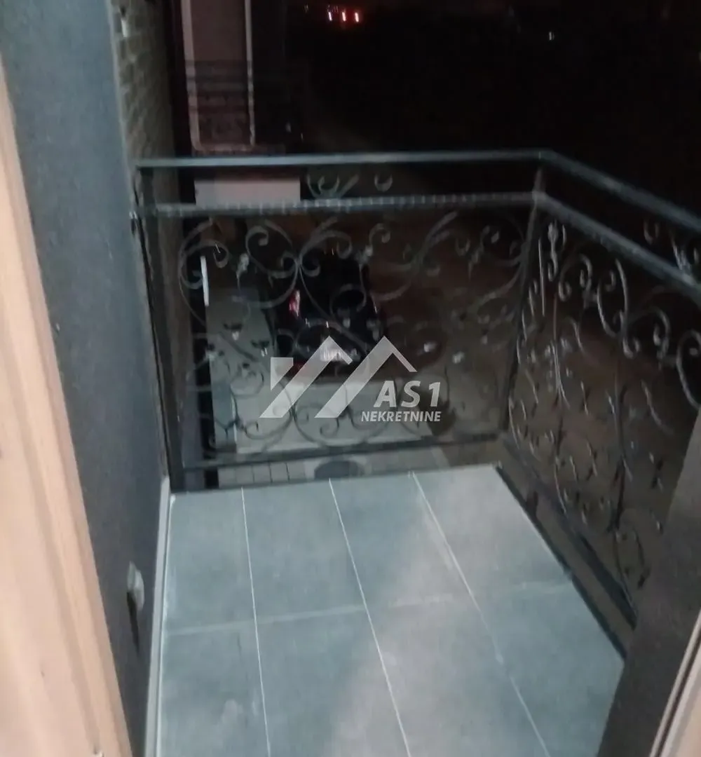 Izdavanje, jednosoban stan, 31m², Adice, Novi Sad Sve Podlokacije