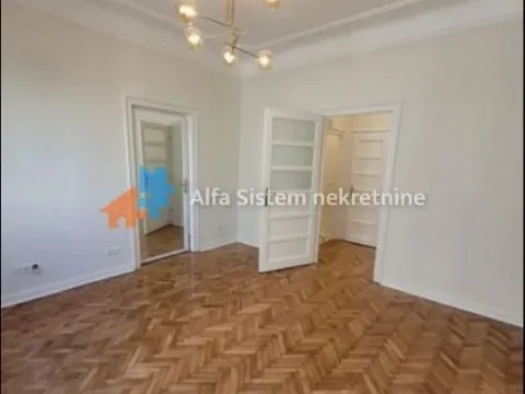Izdavanje, trosoban stan, 68m², Stari Grad, Beograd - image 5