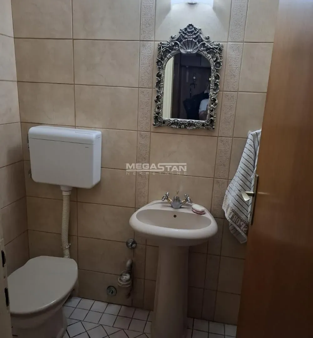 Sale, two bedroom apartment, 73m², Vračar Sve Podlokacije, Beograd