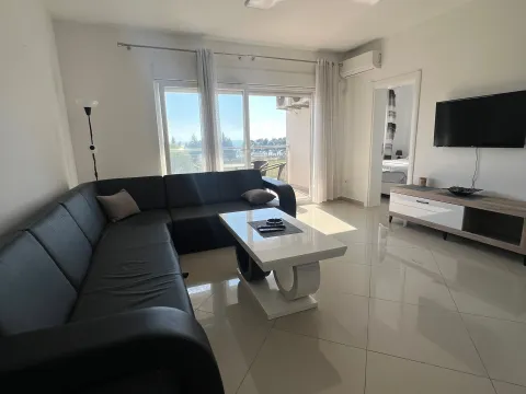 Izdavanje, dvosoban stan, 84m², Šušanj, Bar - image 3