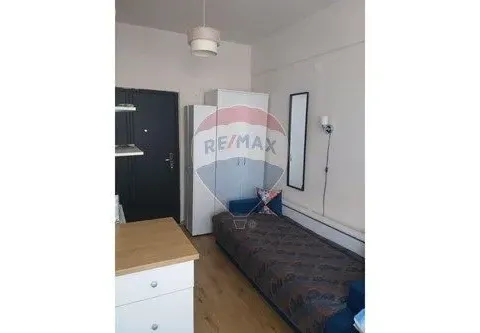 Prodaja, garsonjera, 22m², Centar, Bar - image 4