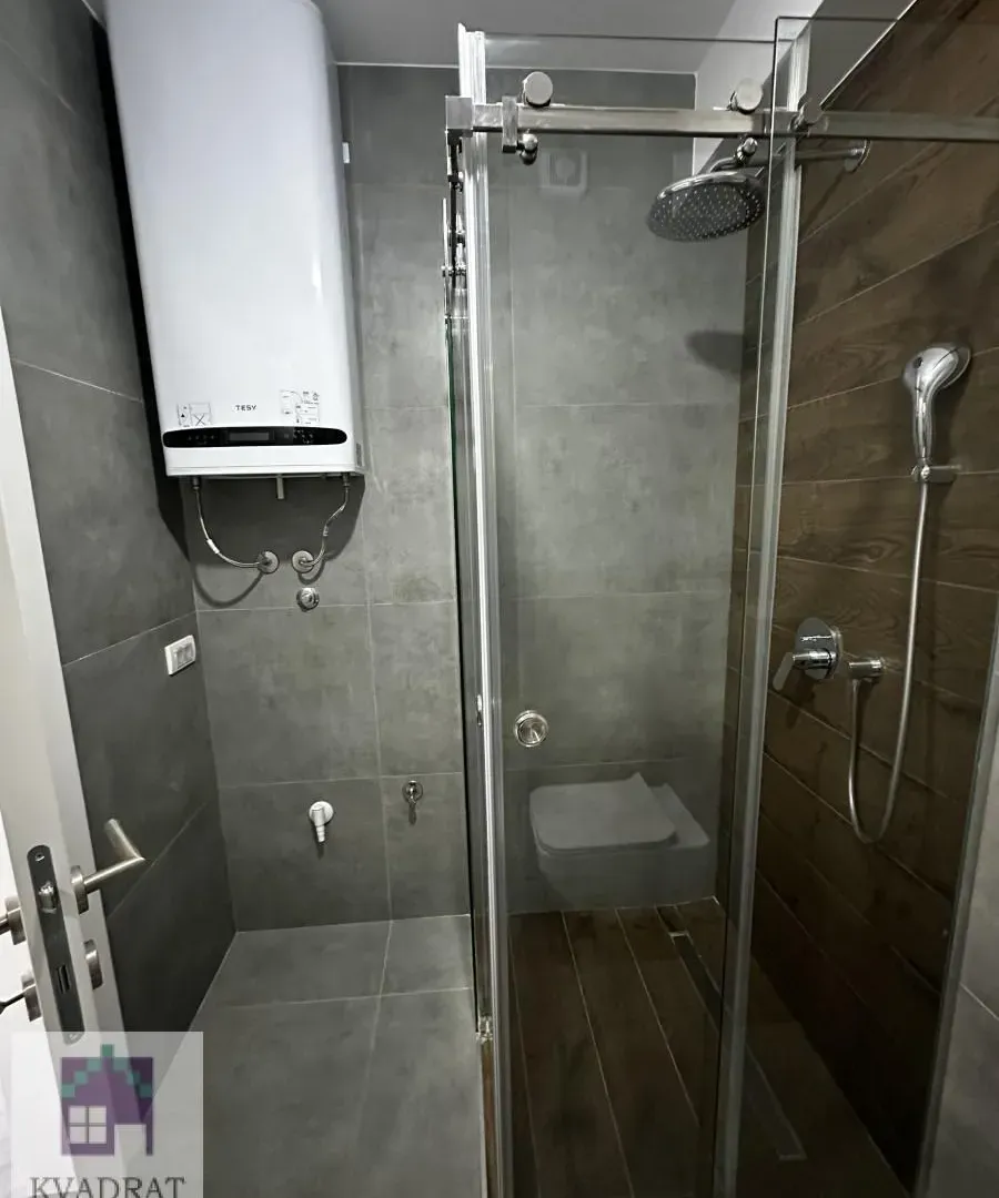 Prodaja, dvosoban stan, 61m², Centar, Ub