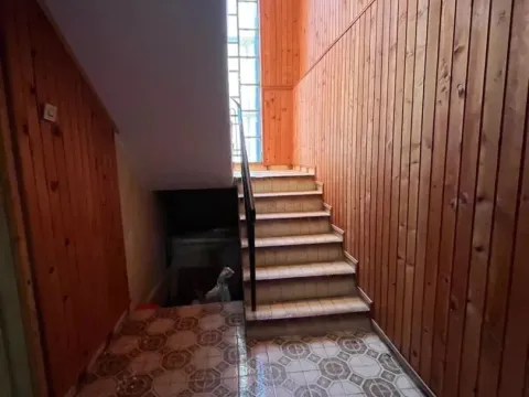 Sale, house, 140m², Palilula Sve Podlokacije, Beograd - image 5