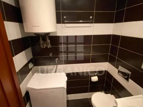 Izdavanje, jednosoban stan, 53m², Centar, Podgorica - image 10