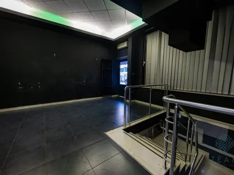 Rent, office space, 150m², Preko Morače, Podgorica - image 10