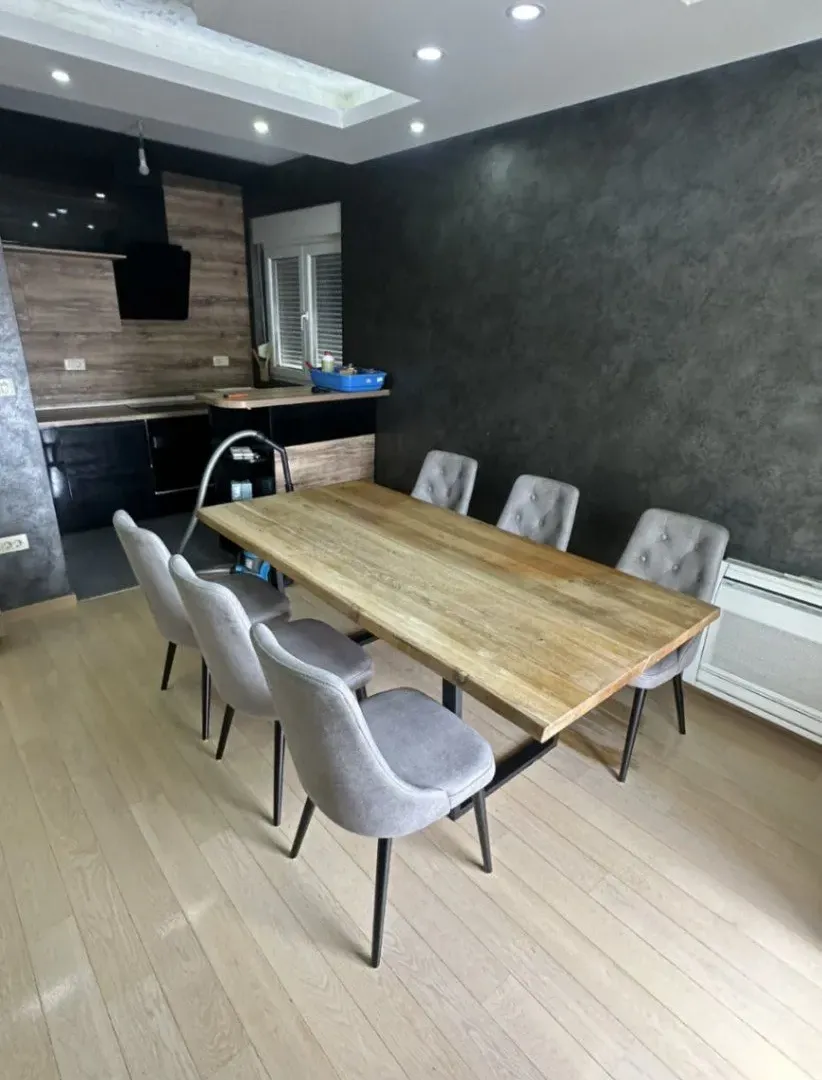 Izdavanje, trosoban stan, 100m², City Kvart, Podgorica