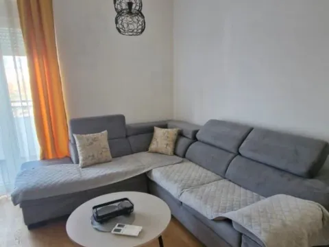 Izdavanje, jednosoban stan, 45m², Pobrežje, Podgorica - image 6