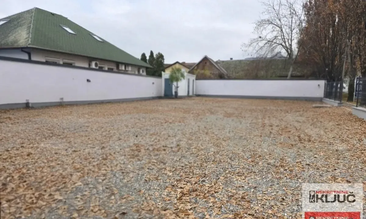 Izdavanje, plac, 5m², Petrovaradin, Novi Sad