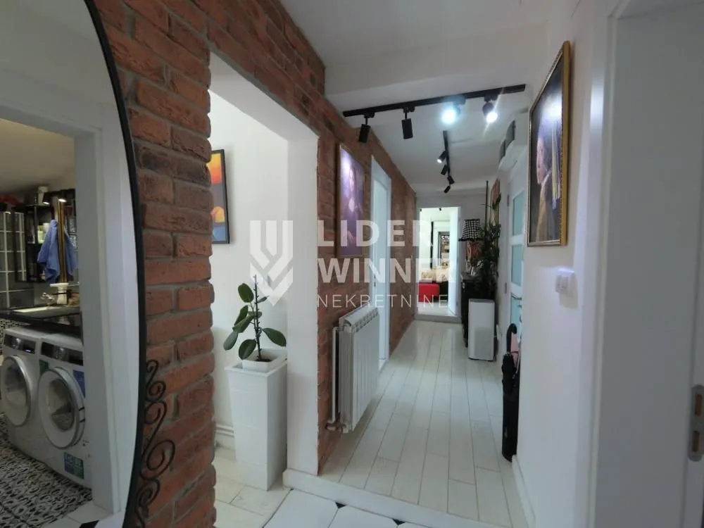 Sale, three bedroom apartment, 75m², Savski Venac, Beograd