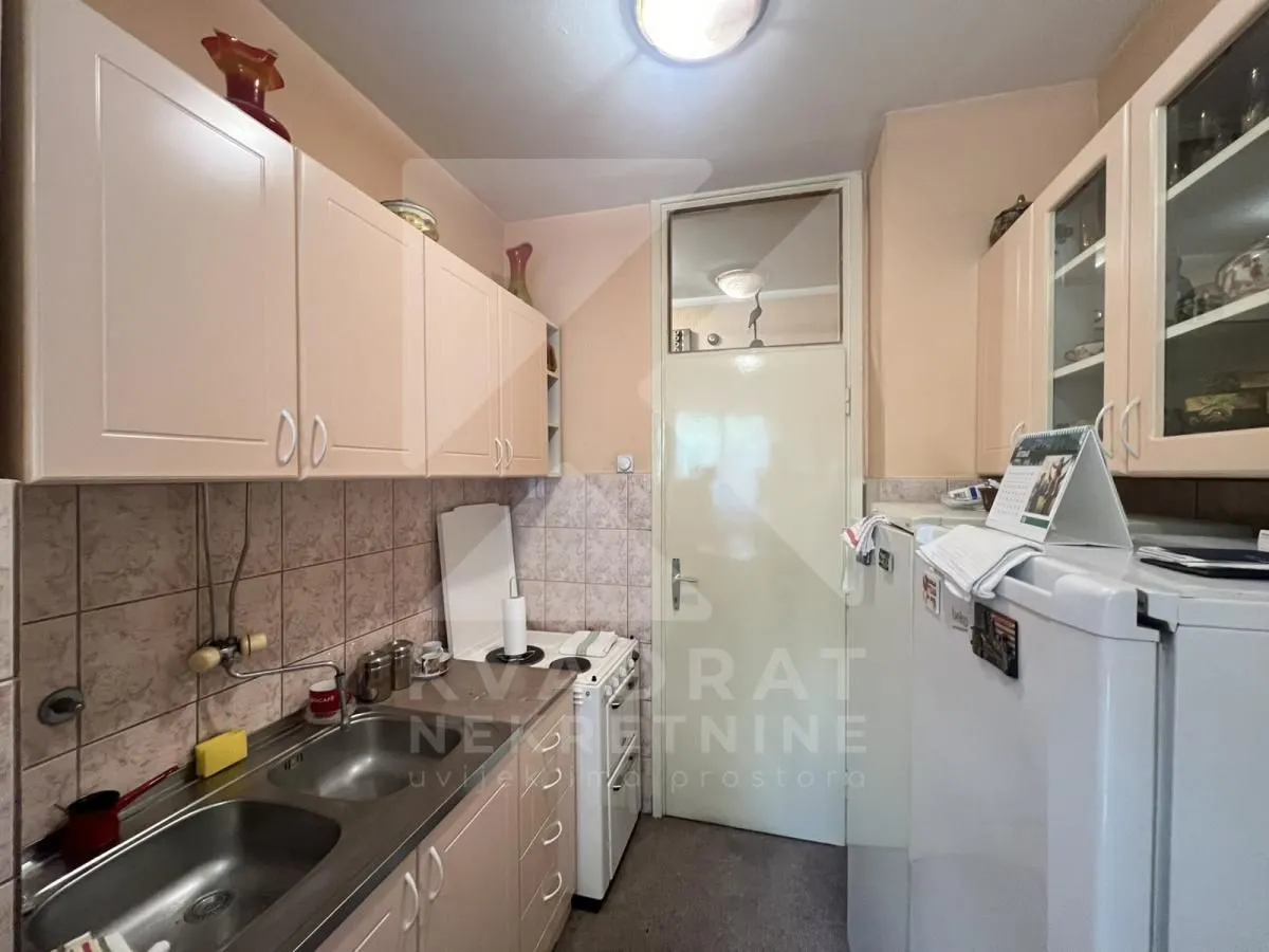 Sale, three bedroom apartment, 81m², Autobuska stanica, Podgorica