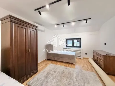 Rent, house, 80m², Stari Grad, Beograd - image 12