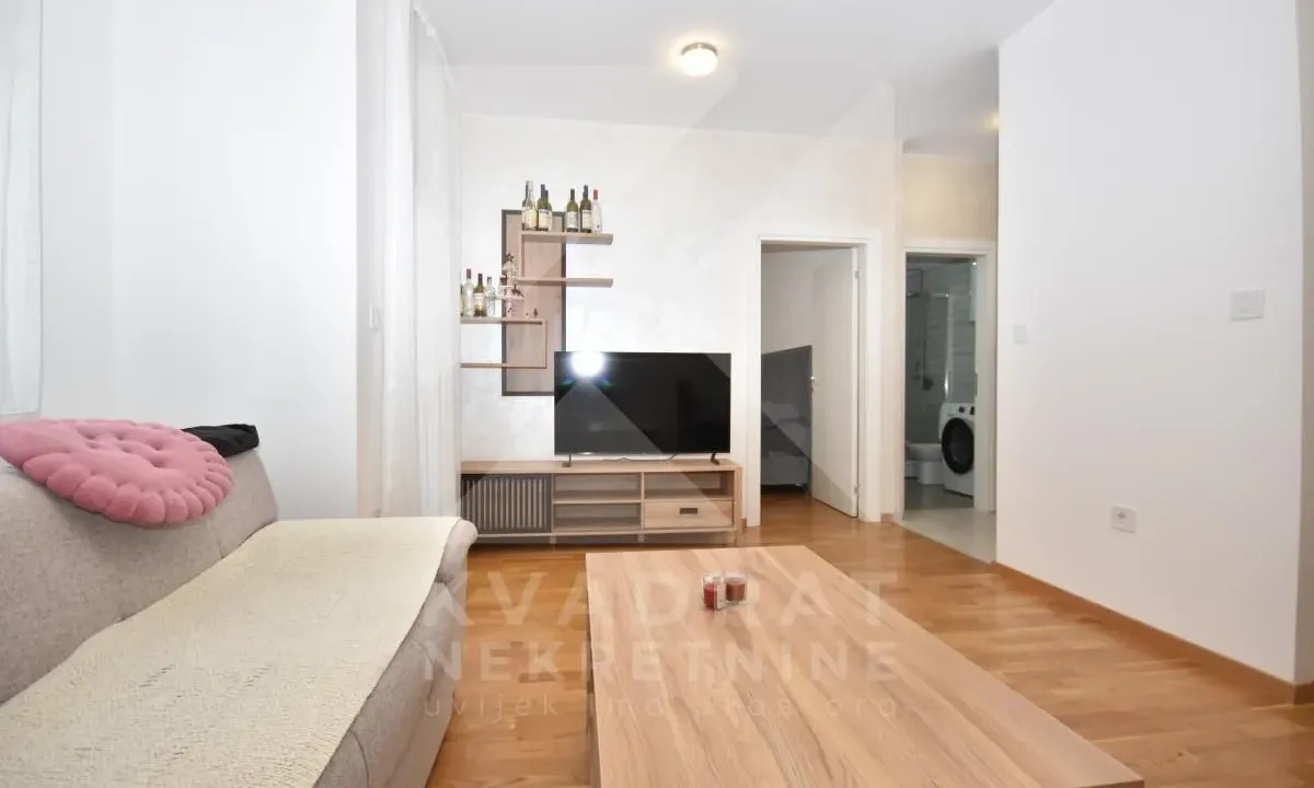 Izdavanje, jednosoban stan, 43m², Zabjelo, Podgorica