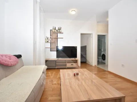 Izdavanje, jednosoban stan, 43m², Zabjelo, Podgorica - image 1