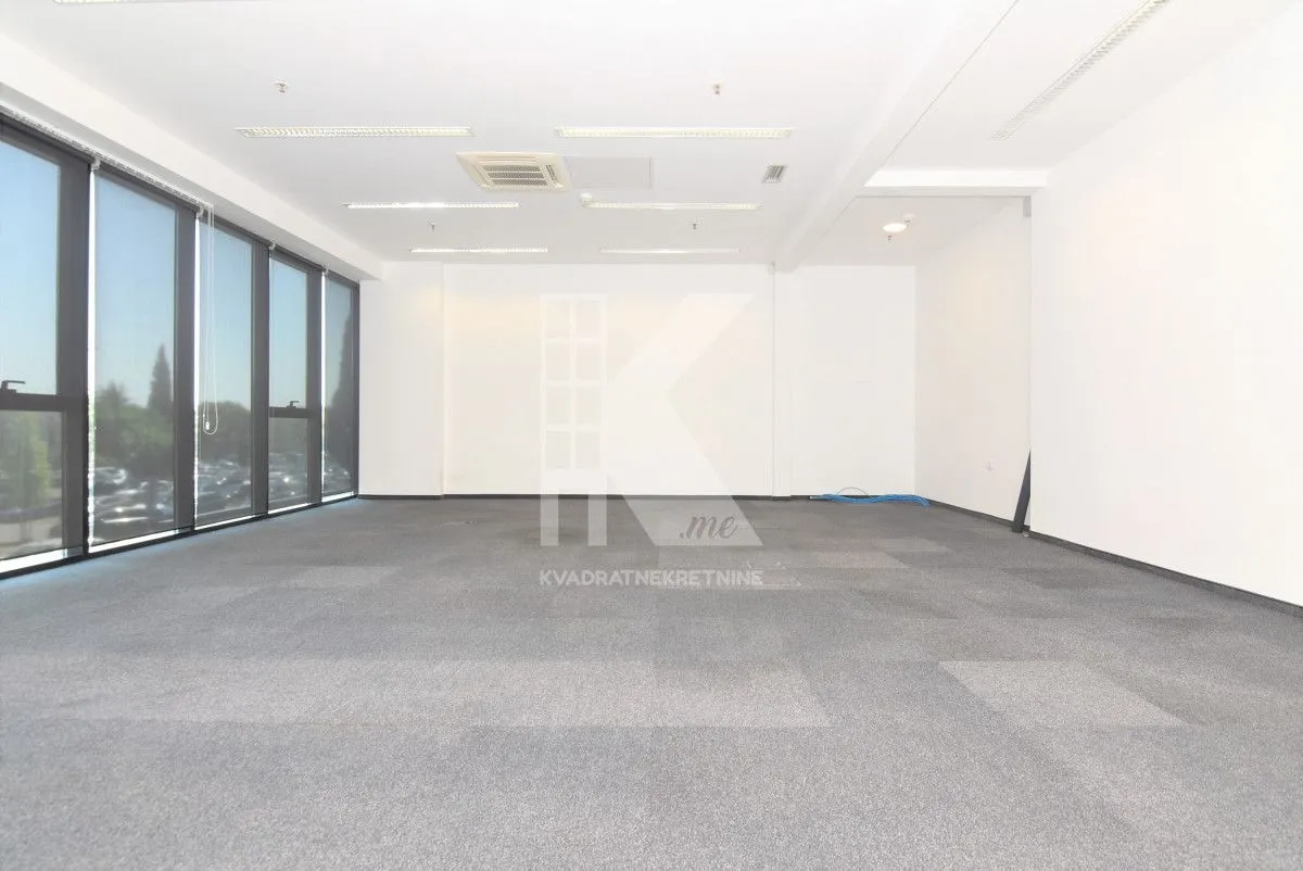 Rent, office space, 220m², Preko Morače, Podgorica