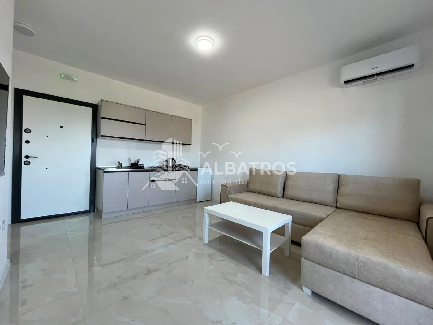 Rent, one bedroom apartment, 40m², Polje, Bar