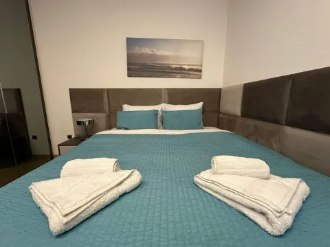 Rent, one bedroom apartment, 57m², Pržno, Budva - image 13
