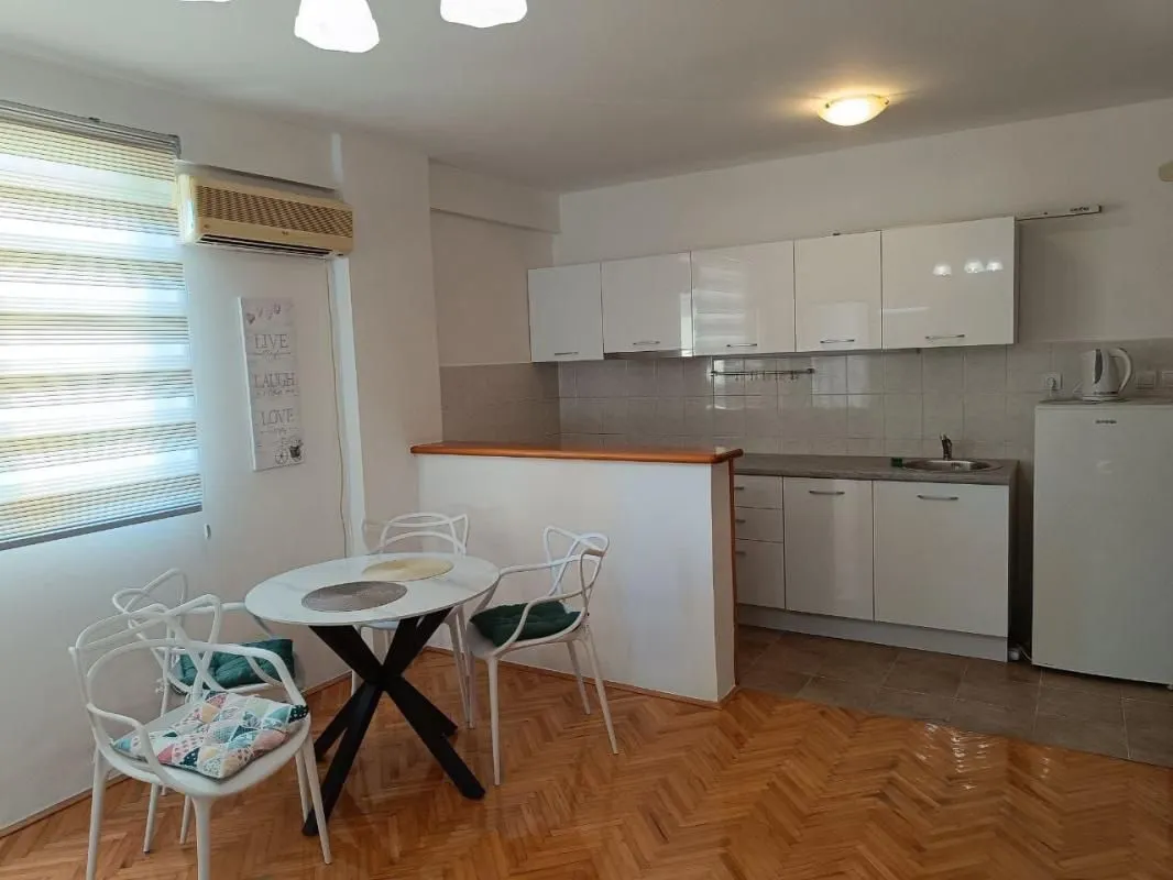 Rent, one bedroom apartment, 59m², Bar, Crna Gora