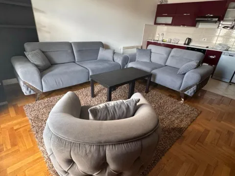 Rent, one bedroom apartment, 50m², City Kvart, Podgorica - image 2