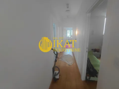 Prodaja, trosoban stan, 91m², Vračar Centar, Vračar Sve Podlokacije - image 8