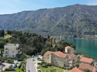 Prodaja, trosoban stan, 85m², Dobrota, Kotor - image 9