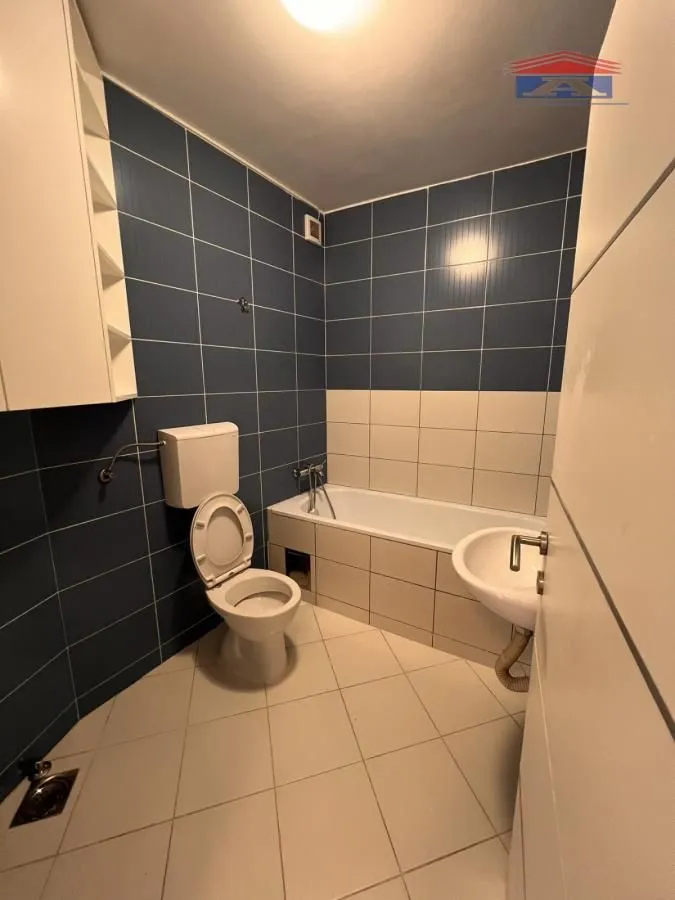 Prodaja, četvorosoban stan, 117m², Bulevar Evrope, Novi Sad Sve Podlokacije