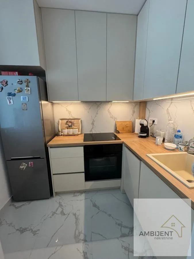 Sale, three bedroom apartment, 56m², Centar, Stara Pazova