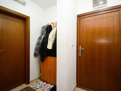 Rent, one bedroom apartment, 45m², Gorica C, Podgorica - image 6