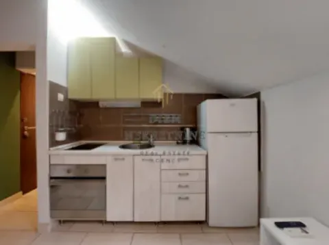 Izdavanje, jednosoban stan, 30m², Dobrota, Kotor - image 9