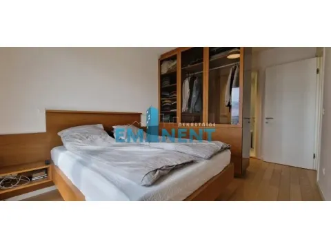 Izdavanje, trosoban stan, 75m², Novi Beograd Blok 67, Novi Beograd Sve Podlokacije - image 8