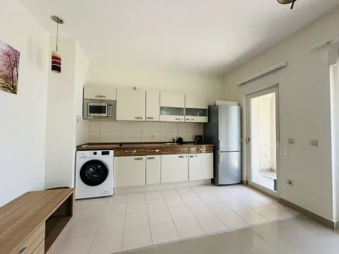 Prodaja, jednosoban stan, 46m², Risan, Kotor - image 5