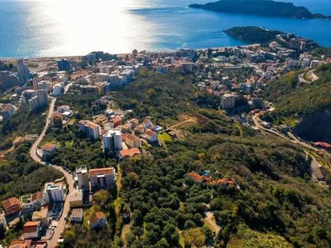 Prodaja, plac, 990m², Bečići, Budva - image 1