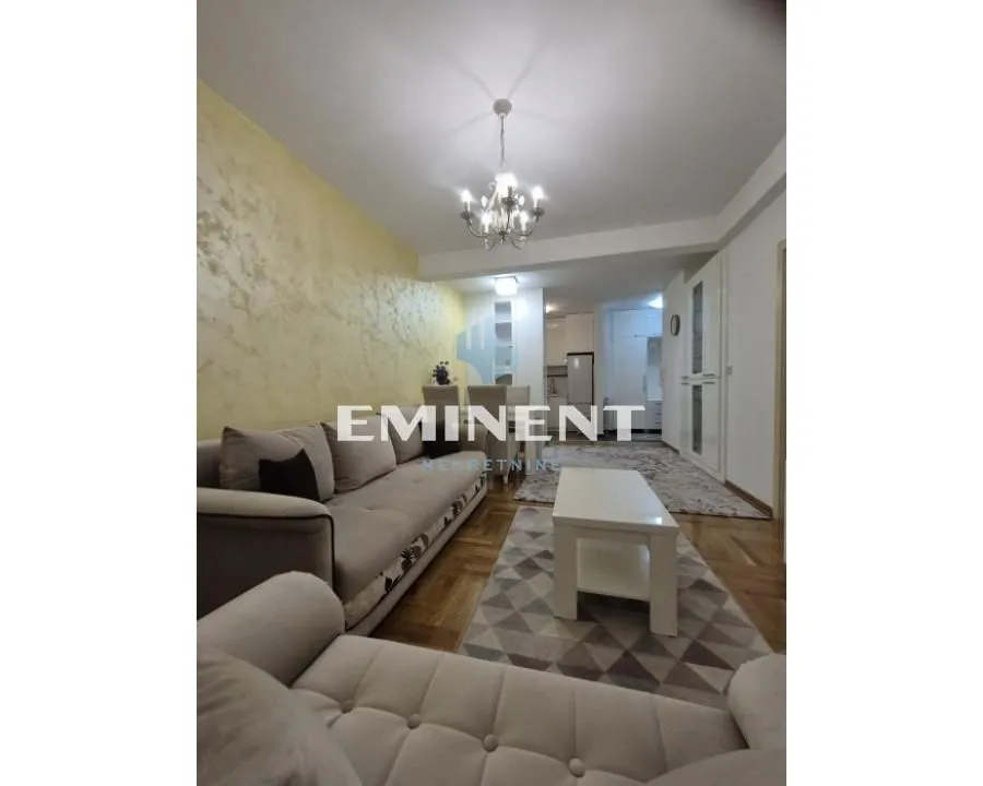 Izdavanje, dvosoban stan, 50m², Lion, Zvezdara Sve Podlokacije