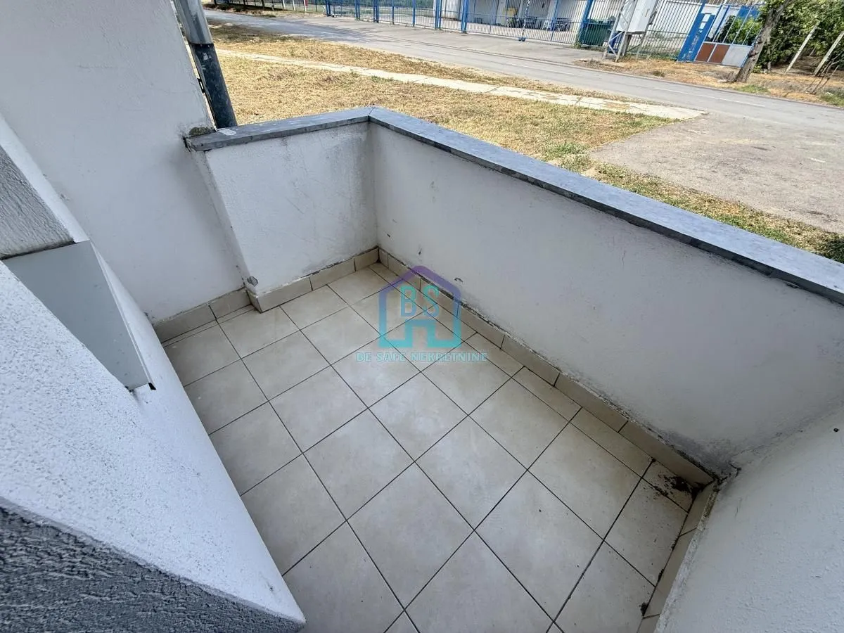 Prodaja, trosoban stan, 67m², Temerin, Novi Sad