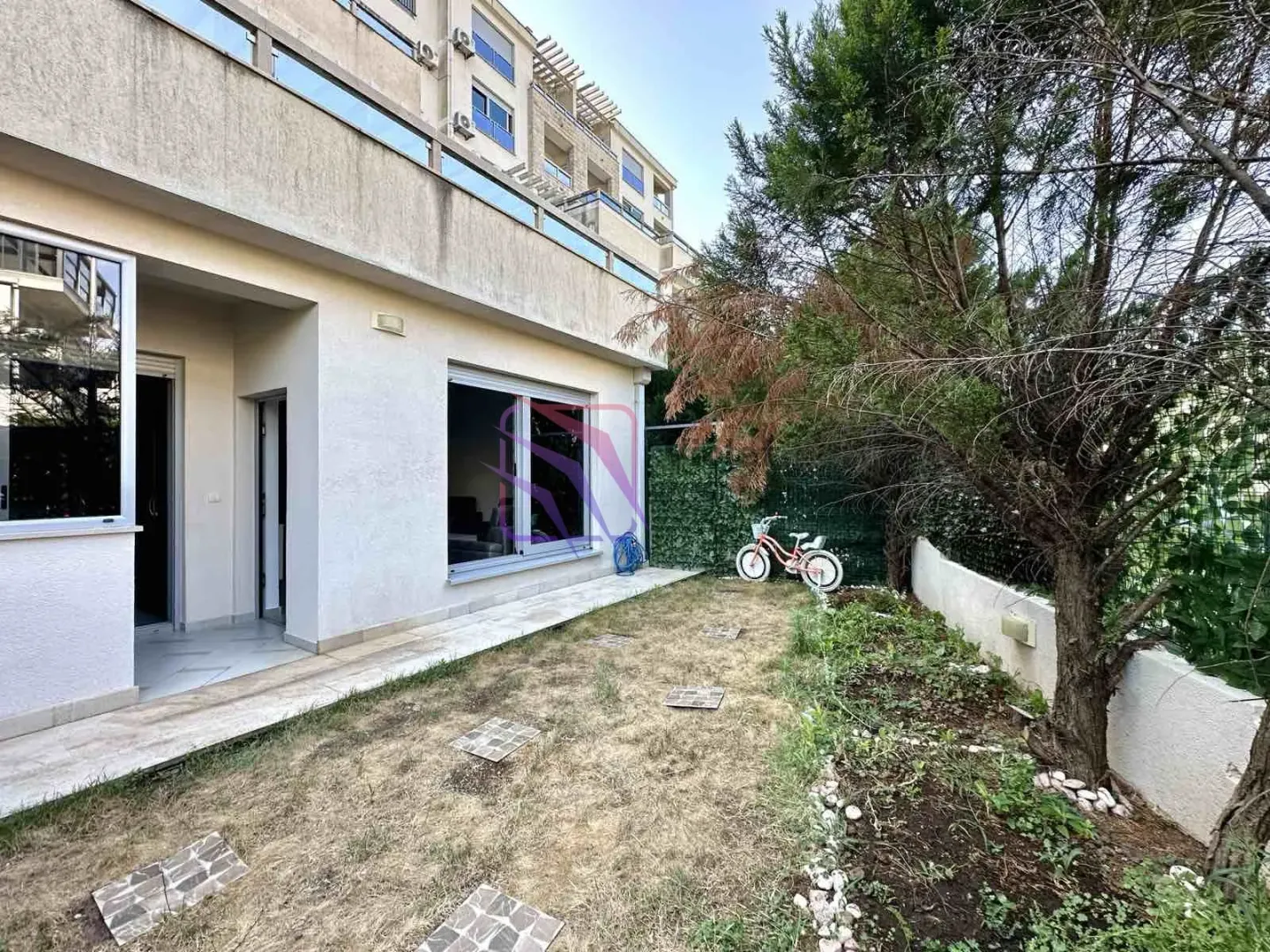Prodaja, jednosoban stan, 53m², Dobrota, Kotor