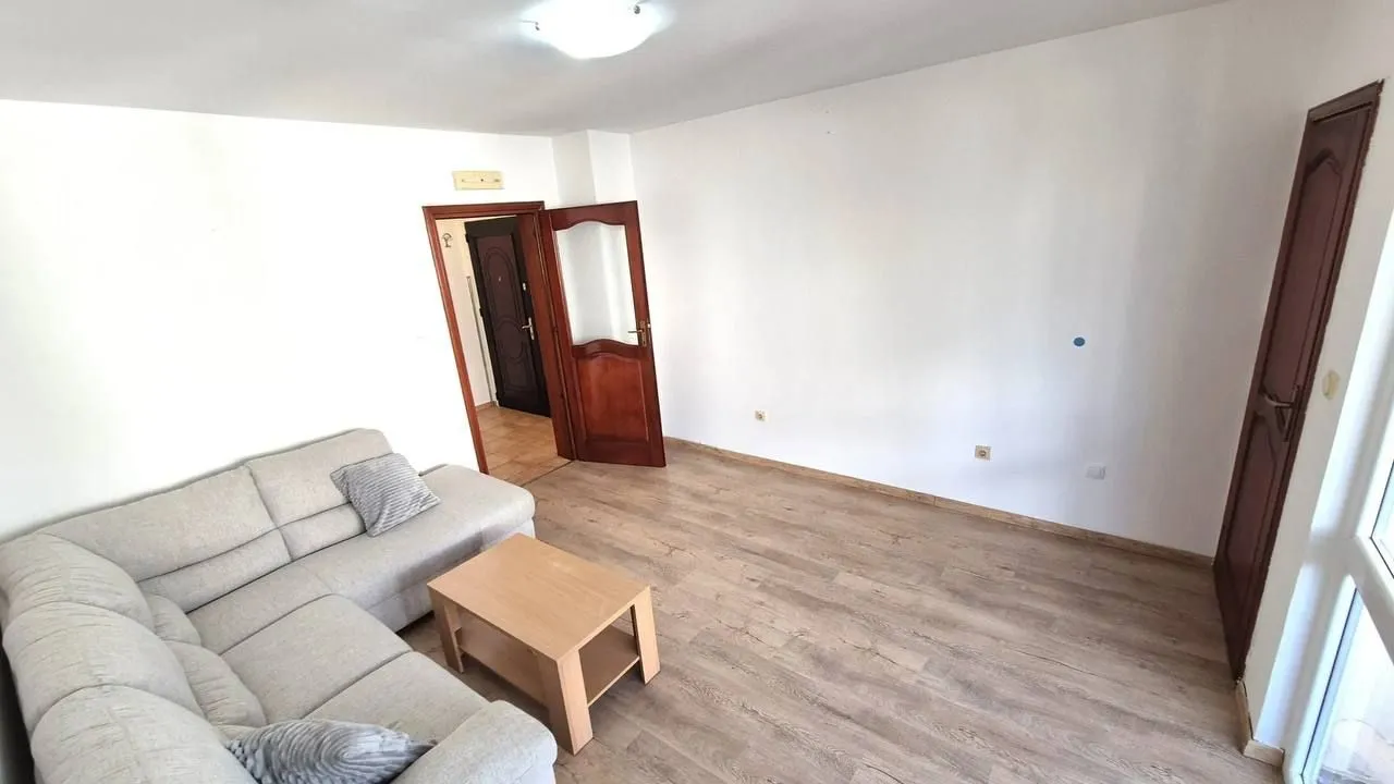 Prodaja, jednosoban stan, 56m², Ilino, Bar