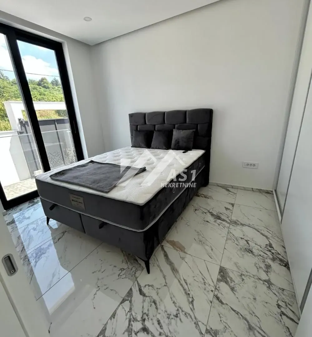 Rent, house, 180m², Mišeluk, Petrovaradin