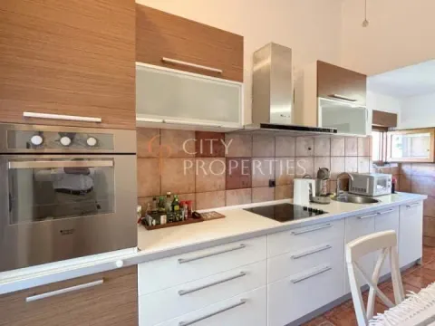 Izdavanje, kuća, 285m², Gorica C, Podgorica - image 11