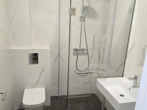 Izdavanje, jednosoban stan, 47m², Bečići, Budva - image 2