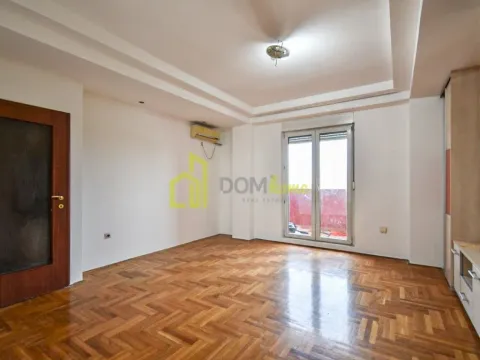 Prodaja, jednosoban stan, 56m², Krivi Most, Podgorica - image 10