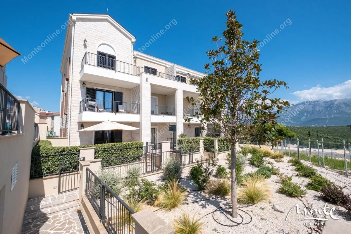 Prodaja, dvosoban stan, 93m², Luštica Bay, Tivat