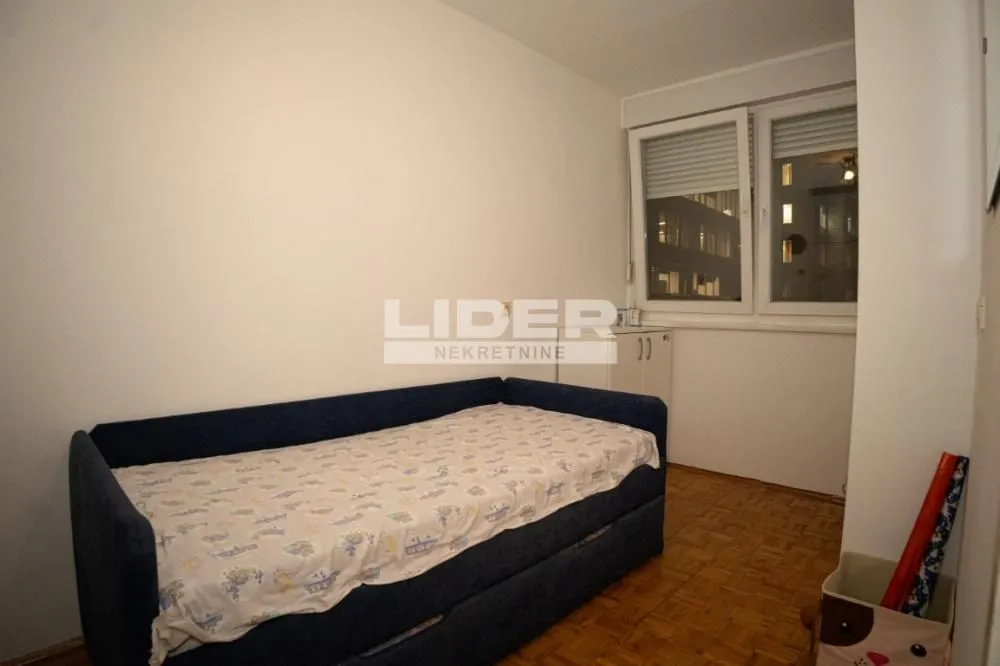 Sale, one bedroom apartment, 39m², Novi Beograd Blok 21, Novi Beograd Sve Podlokacije
