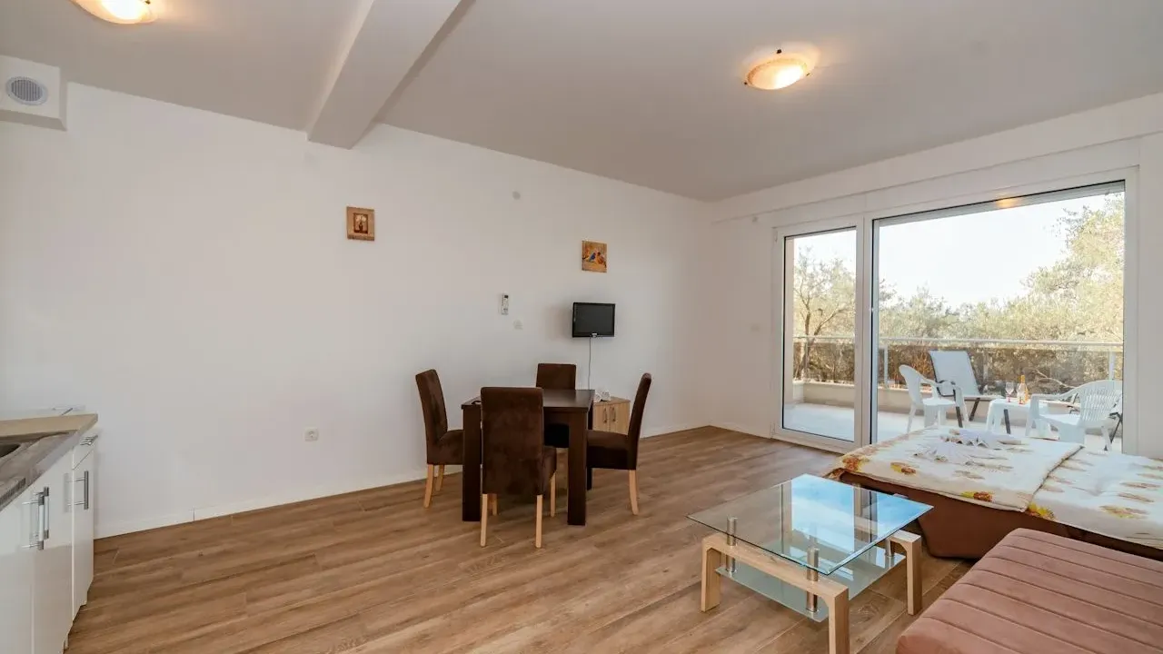 Sale, studio apartment, 45m², Rafailovići, Budva